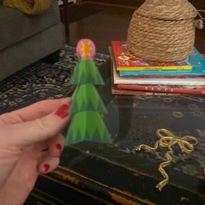 Brand name blue jeans women’s size 28”